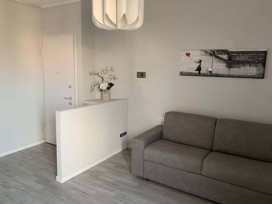 Ferienwohnung Milano Besana Rent House Exterior foto