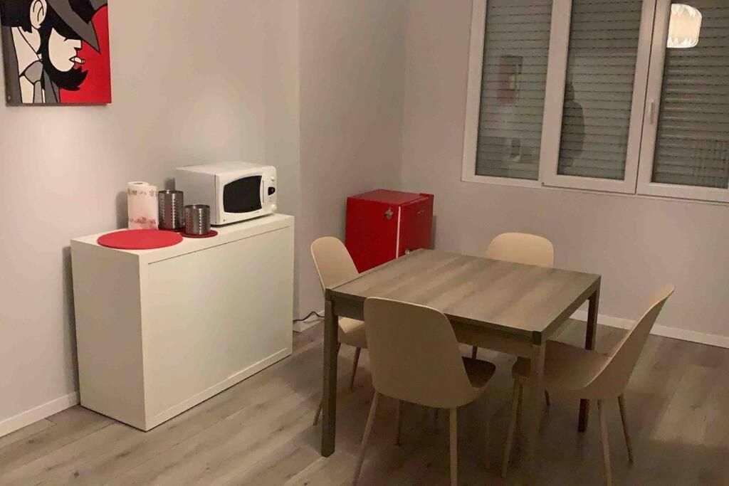 Ferienwohnung Milano Besana Rent House Exterior foto